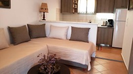 Theo's Vacation Home - Acherounes Skyros